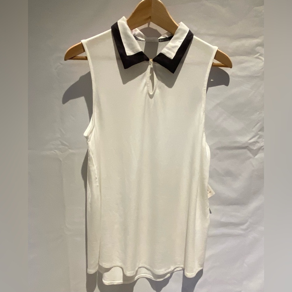Belyn Key Keyhole Sleeveless Top, size M, NWT